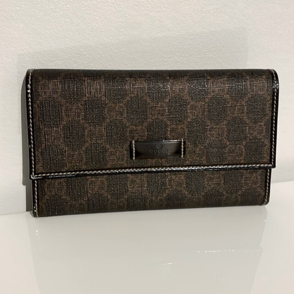 VGUC Authentic Gucci Brown Leather Wallet